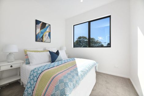Photo of property in 17d Ranch Avenue, Beach Haven, Auckland, 0626