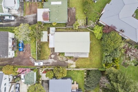 Photo of property in 1/3175 Great North Road, New Lynn, Auckland, 0600