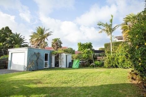 Photo of property in 94 Torkar Road, Clarks Beach, 2122