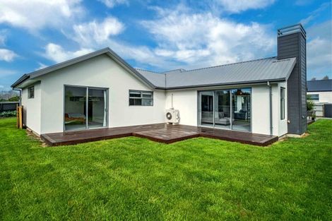 Photo of property in 27 Richard Pearse Drive, Temuka, 7920