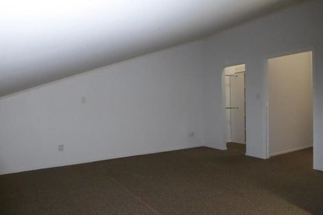 Photo of property in Tennyson Apartments, 3/25 Tennyson Street, Te Aro, Wellington, 6011