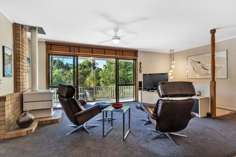 Photo of property in 8 Montressor Place, Howick, Auckland, 2014