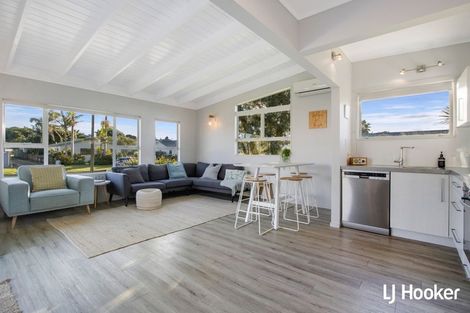 Photo of property in 4 Hereford Place, Waihi Beach, 3611