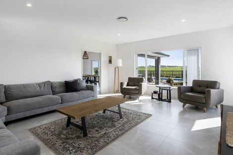 Photo of property in 133 Batty Road, Kingseat, Papakura, 2580