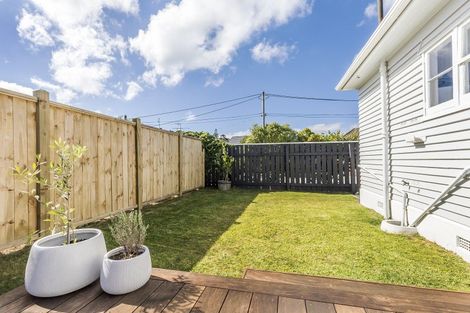 Photo of property in 439 Broadway, Miramar, Wellington, 6022