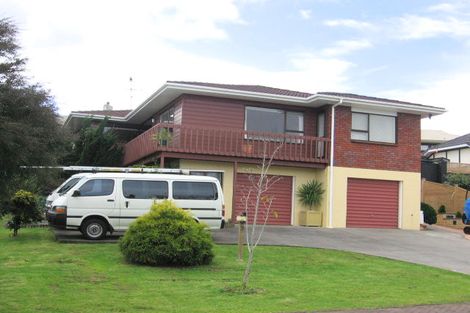 Photo of property in 3 Paulownia Place, Totara Heights, Auckland, 2105