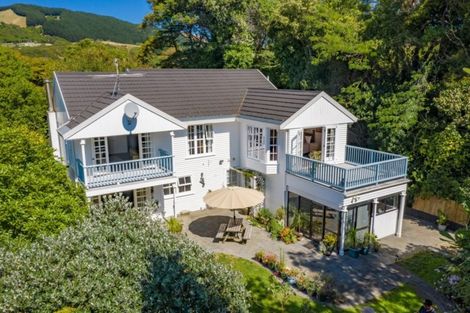 Photo of property in 429 Te Moana Road, Waikanae, 5036