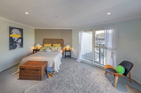 Photo of property in 9/5b Kent Terrace, Mount Victoria, Wellington, 6011