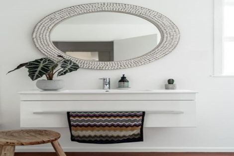 Photo of property in 18 Creamer Avenue, Belmont, Auckland, 0622