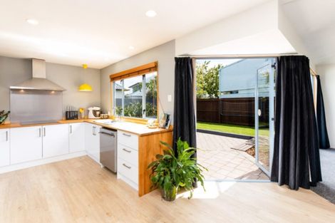 Photo of property in 1/725 Main North Road, Belfast, Christchurch, 8051