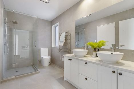 Photo of property in 39 Cloonlyon Drive, Flat Bush, Auckland, 2019