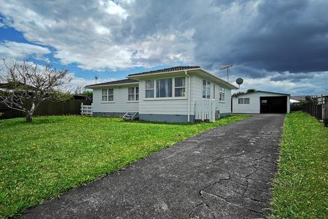Photo of property in 4 Marybeth Place, Rosehill, Papakura, 2113