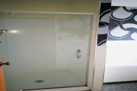 Photo of property in 2/20 Steeple Rise, Pakuranga, Auckland, 2010