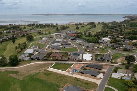 Photo of property in 49d Western Avenue, Omokoroa, 3172