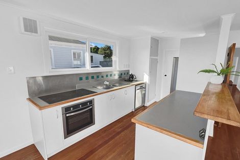 Photo of property in 17 Kawerau Avenue, Devonport, Auckland, 0624