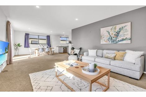 Photo of property in 24 Sinclair Street, New Brighton, Christchurch, 8083