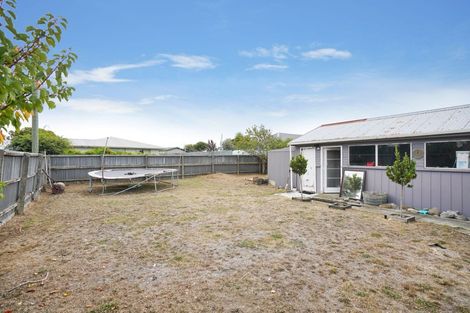 Photo of property in 11 Esk Place, Aranui, Christchurch, 8061