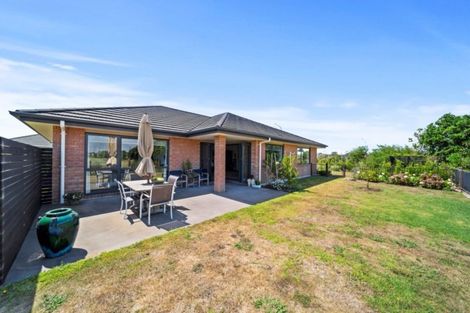 Photo of property in 4 Golf Course Lane, Waiwhakaiho, New Plymouth, 4312