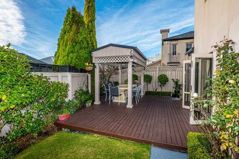 Photo of property in 12 Chateau Drive, Burnside, Christchurch, 8053