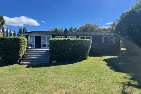 Photo of property in 28 Nisbet Terrace, Kinloch, Taupo, 3377