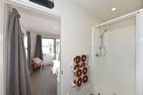 Photo of property in 11/93 Packe Street, Edgeware, Christchurch, 8013