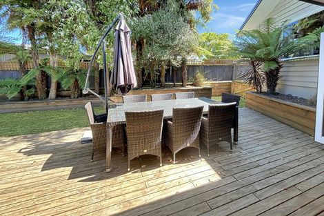 Photo of property in 31 Gillies Avenue, Taupo, 3330