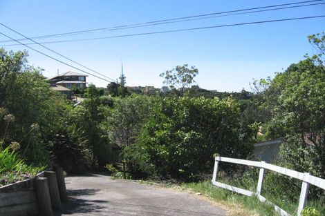 Photo of property in 2/955 East Coast Road, Torbay, Auckland, 0630