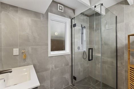 Photo of property in 132 Hinewa Road, Otumoetai, Tauranga, 3110