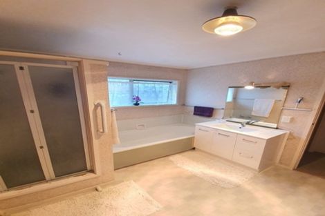 Photo of property in 1/58 East Street, Papakura, 2110