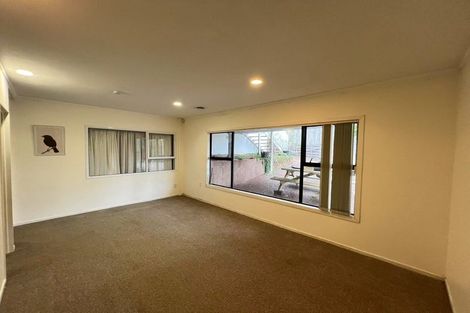 Photo of property in 200 Clovelly Road, Bucklands Beach, Auckland, 2012