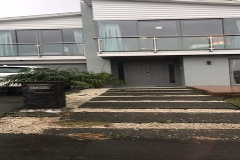 Photo of property in 70 Headland Drive, Long Bay, Auckland, 0630