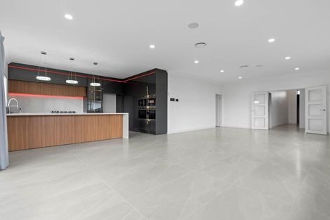 Photo of property in 54 Armstrong Farm Drive, East Tamaki Heights, Auckland, 2016