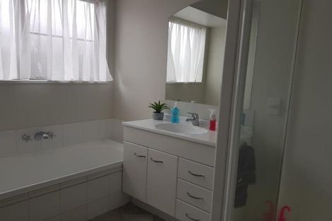 Photo of property in 432a Harewood Road, Harewood, Christchurch, 8051