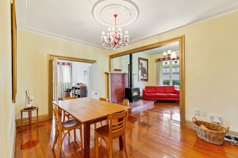 Photo of property in 21 Farquhar Road, Glendene, Auckland, 0602