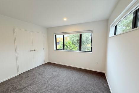 Photo of property in 14d Clairville Crescent, Wai O Taiki Bay, Auckland, 1072
