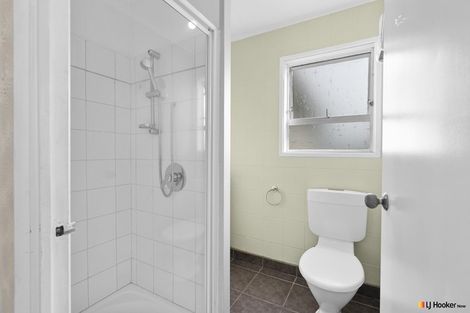 Photo of property in 52 Hobart Crescent, Wattle Downs, Auckland, 2103