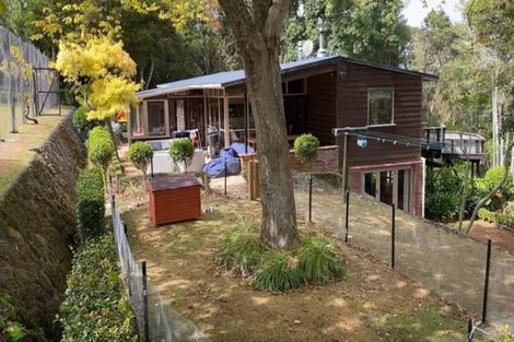 Photo of property in 69 Pupuke Road, Birkenhead, Auckland, 0627