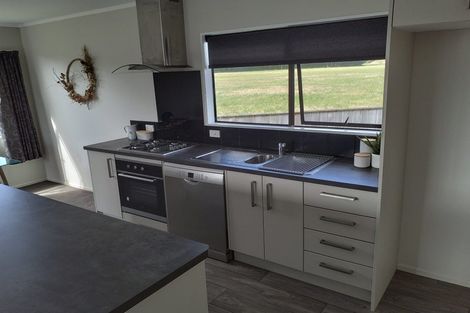 Photo of property in 29a Edinburgh Terrace, Foxton Beach, Foxton, 4815