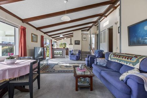 Photo of property in 24a Saint Ives Grove, Whalers Gate, New Plymouth, 4310