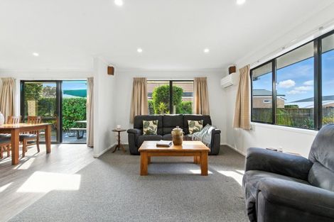 Photo of property in 403a Otumoetai Road, Otumoetai, Tauranga, 3110