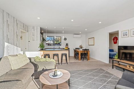 Photo of property in 2/17 Johns Road, Belfast, Christchurch, 8051