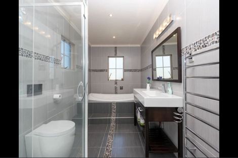 Photo of property in 6 Dione Place, Flat Bush, Auckland, 2016