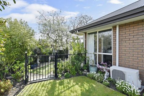 Photo of property in 3/818 Main North Road, Belfast, Christchurch, 8051