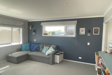 Photo of property in 14 Beachman Grove, Hilltop, Taupo, 3330