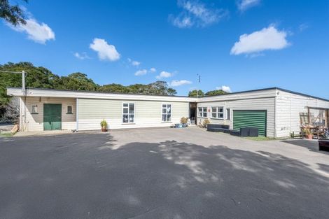 Photo of property in 56 Somerville Road, Shelly Park, Auckland, 2014