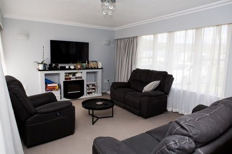 Photo of property in 21 Rata Street, Wainuiomata, Lower Hutt, 5014