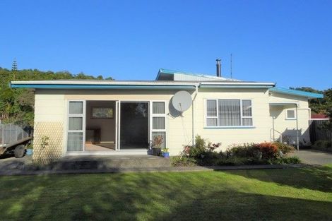 Photo of property in 12 Perotti Street, Greymouth, 7805