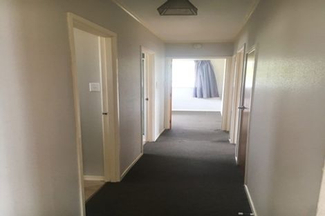 Photo of property in 13 Mayville Avenue, New Lynn, Auckland, 0600