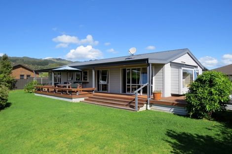 Photo of property in 62 Mary-ellen Place, Coromandel, 3506