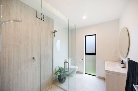 Photo of property in 58 Kanuka Drive, Hokowhitu, Palmerston North, 4410